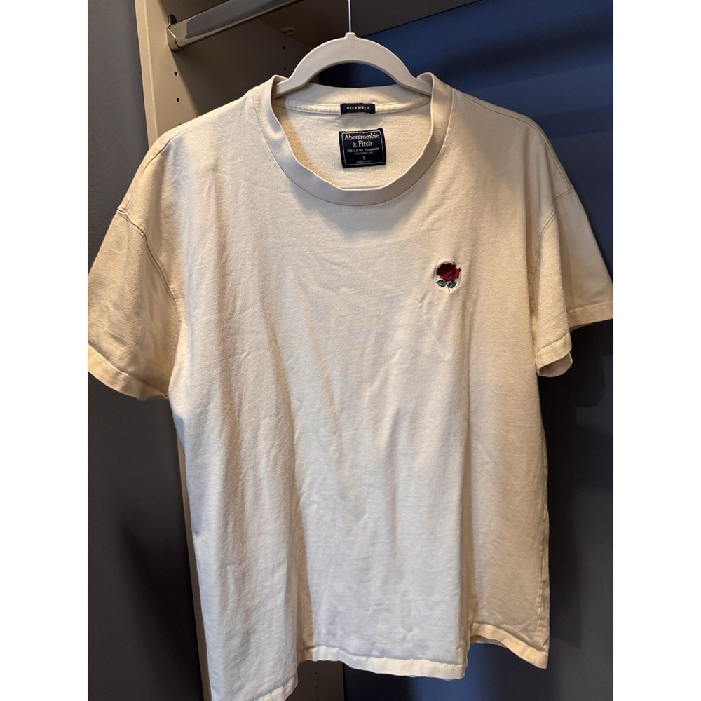 Abercrombie & Fitch A&F embroidered Rose Tee Shirt Sz S Small
